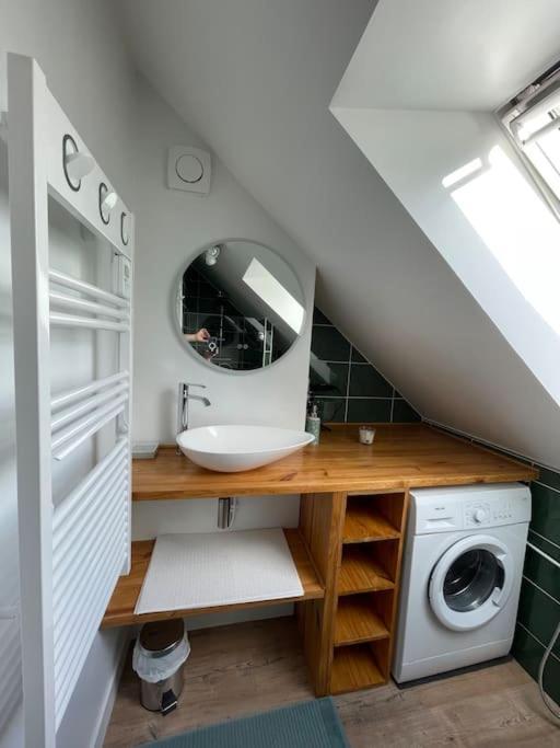 Appartement Cosy Sous Les Toits Lion sur Mer Bagian luar foto